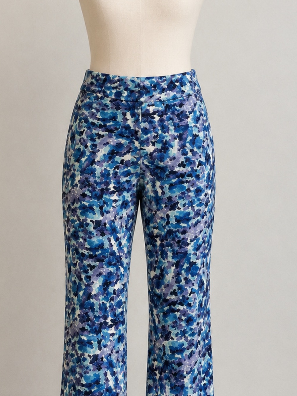 NEW DIRECTIONS Vibrant Watercolor Floral Pants size 10p